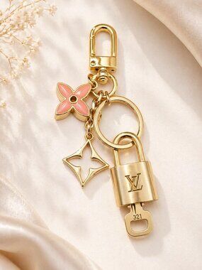 Authentic Louis Vuitton Gold Padlock 🔒 Shiny LV Key + Unbranded Flower Charm